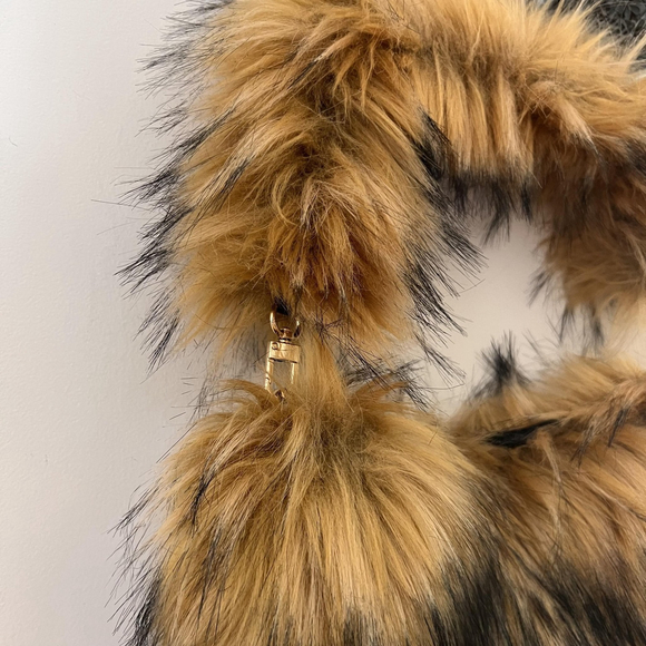 Y2K Faux Fur Hobo Shoulder Bag 2000s Indie Sleaze Zipper Purse Bratzcore Brown - Picture 2 of 7